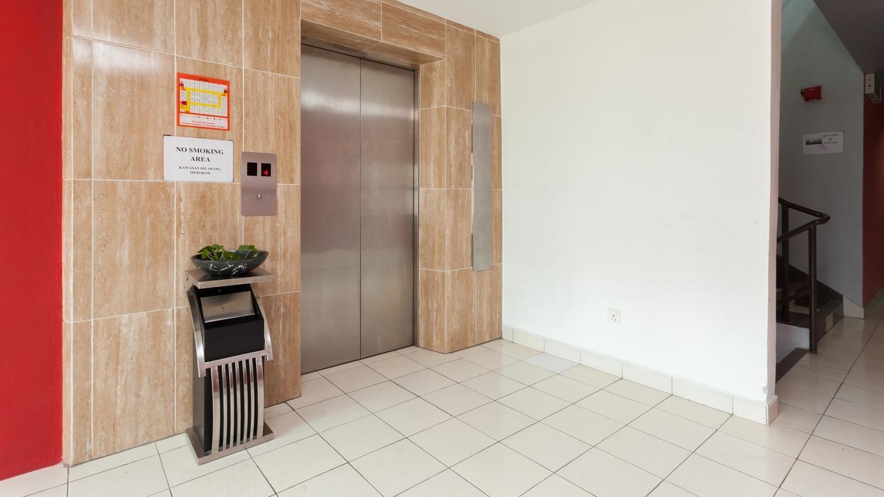 Oyo 182 Simms Grand Inn Kuala Lumpur Dış mekan fotoğraf